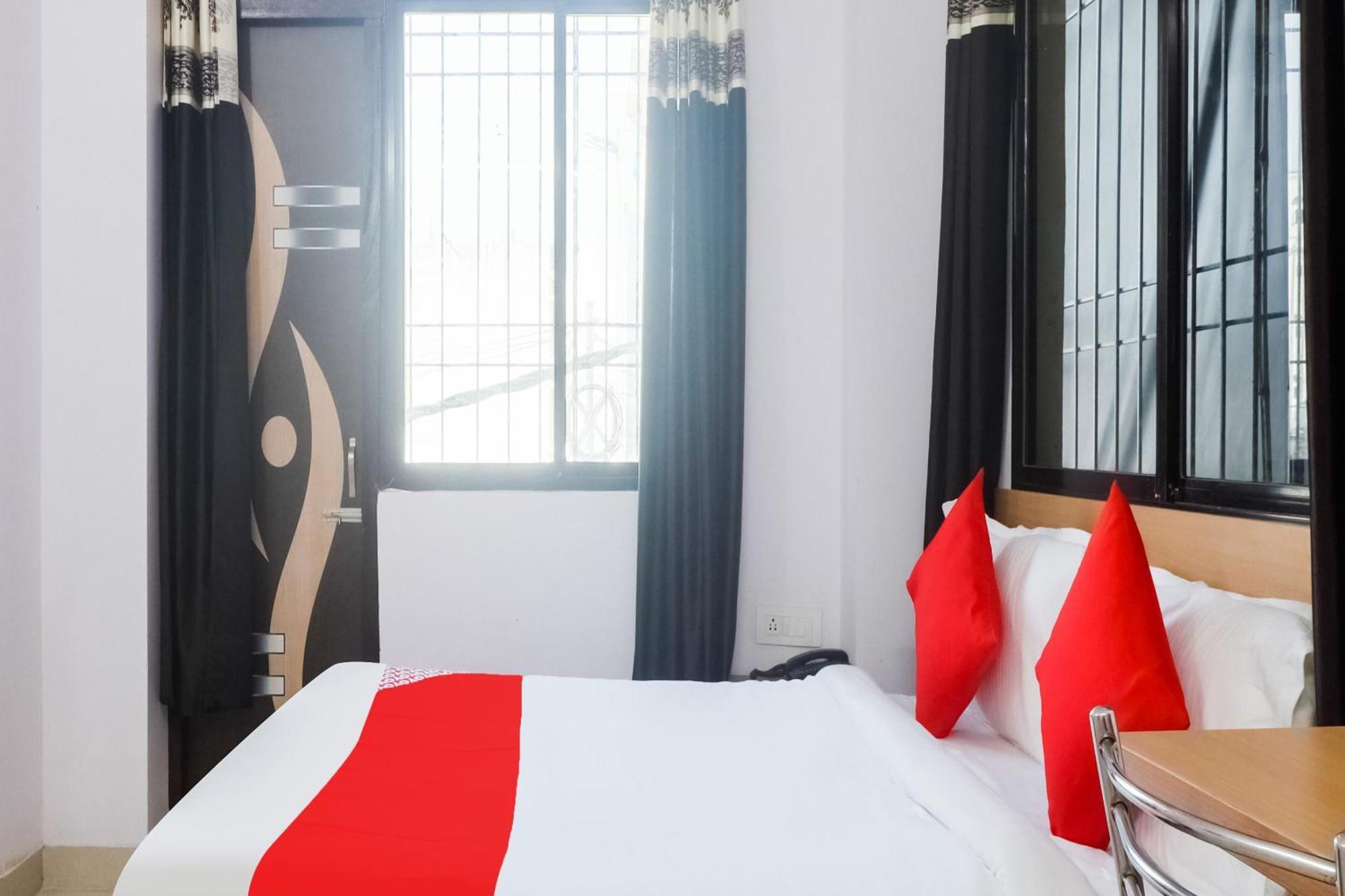 Hotel O Dream Inn Danapur Bagian luar foto