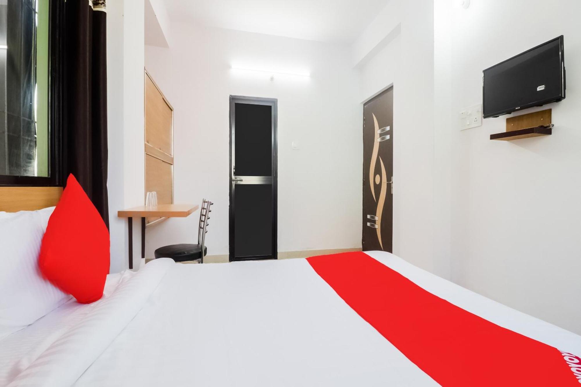 Hotel O Dream Inn Danapur Bagian luar foto